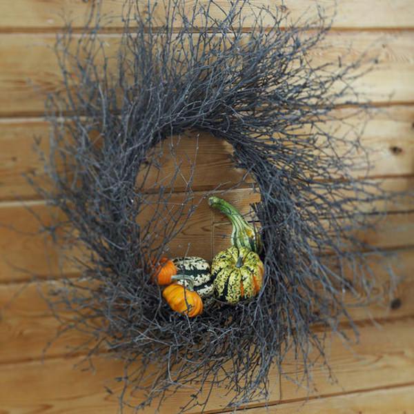 DIY Natural Wreaths • The Budget Decorator