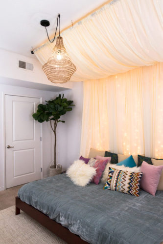 Charming But Cheap Bedroom Decorating Ideas • The Budget Decorator