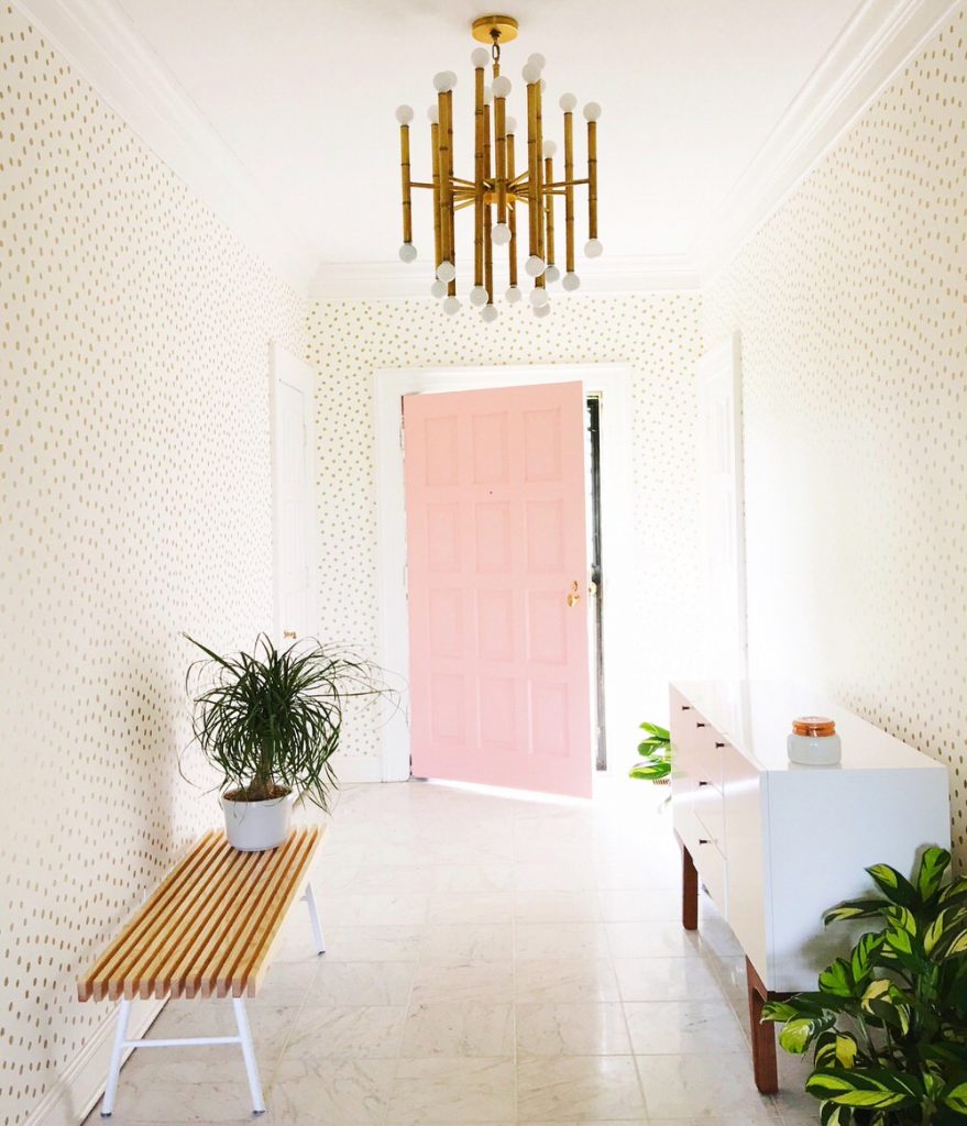 10 Chic & Stylish Entryway Makeovers • The Budget Decorator