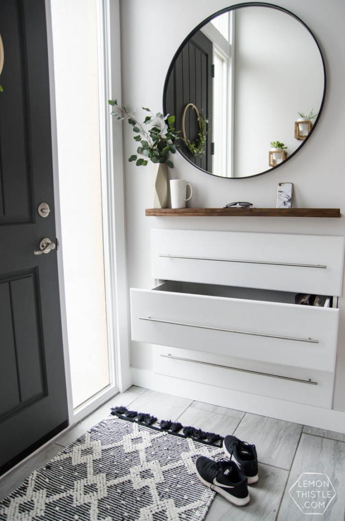 10 Chic & Stylish Entryway Makeovers • The Budget Decorator